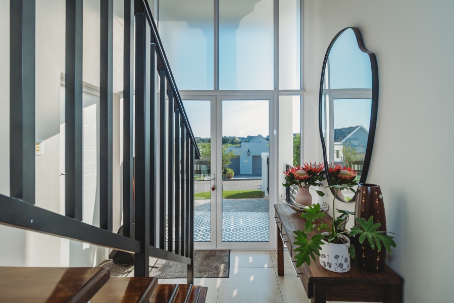 4 Bedroom Property for Sale in Kingswood Golf Estate Western Cape